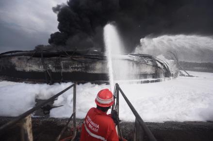 Fire at the Pertamina Oil Refinery Unit in Balikpapan 2024